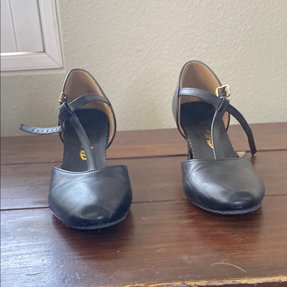 Black Leather Heels with Classic Design